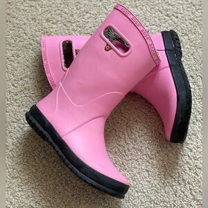 BOGS Girls Rain boots Sz 4